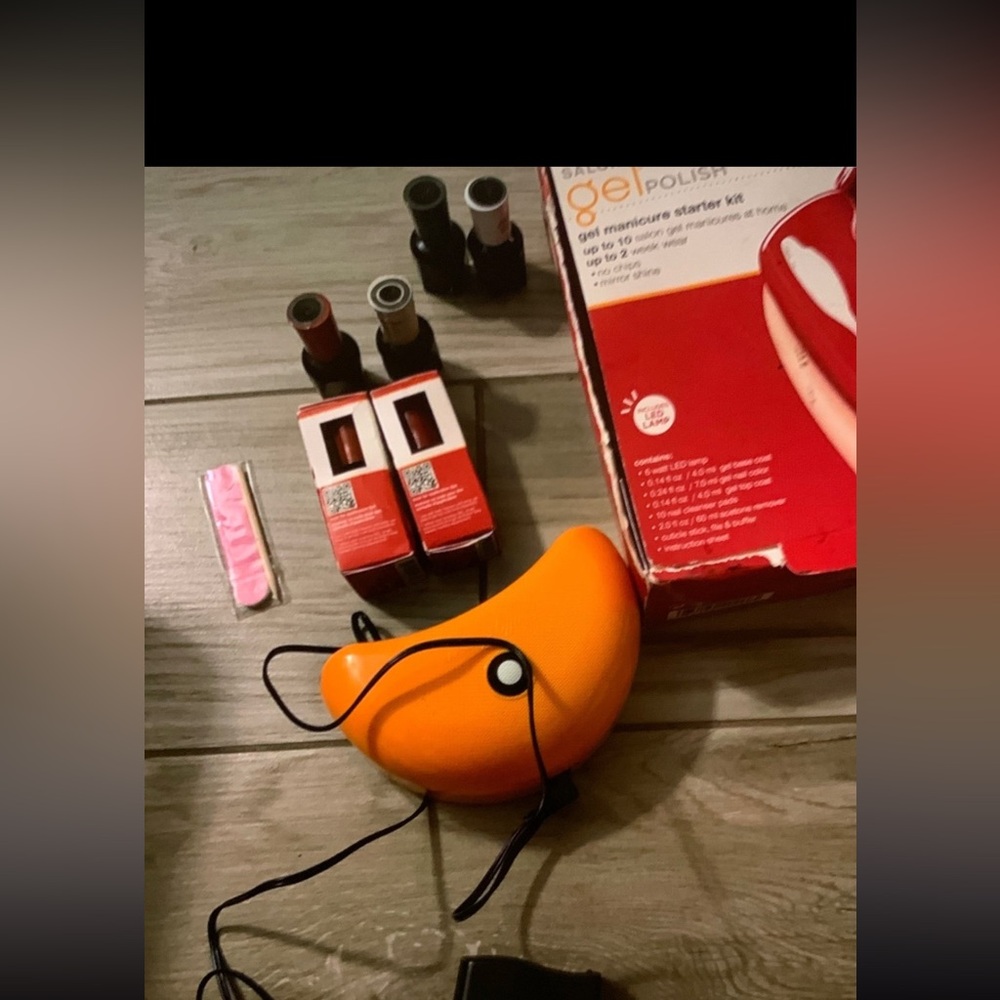 Gel polish kit plus polish bonus